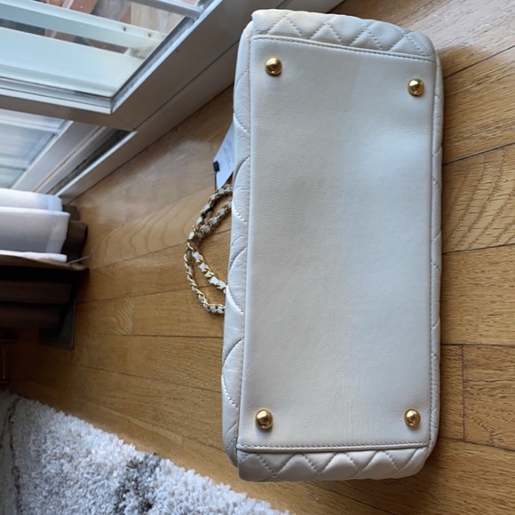 Chanel Reissue Quilted Accordion Flap Bag - Picture 6 of 16